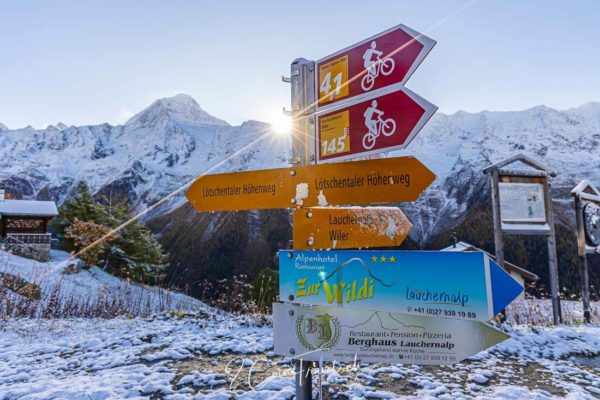 Herbstwanderung auf dem Lötschentaler Höhenweg 2CoinsTravel